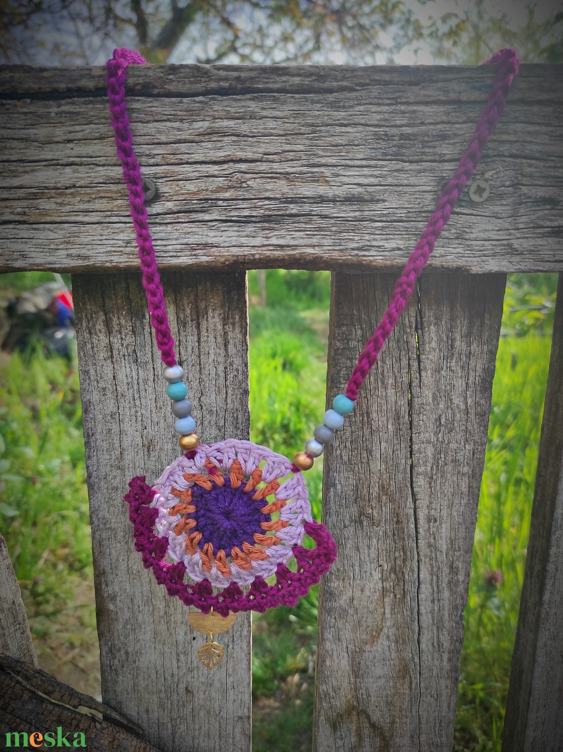 LEVELECSKE horgolt nyaklánc  - ékszer - nyaklánc - gyöngyös nyaklánc - Meska.hu