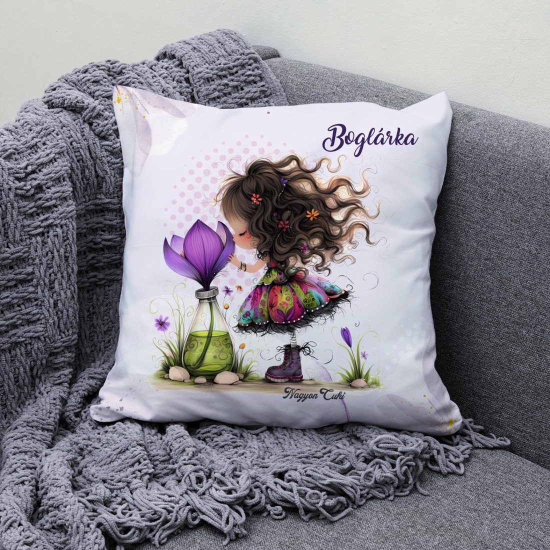 Névvel kérhető - Kedves krókusz virágos tündér mintás párna - otthon & életmód - lakástextil - párna & párnahuzat - díszpárna (belsővel együtt) - Meska.hu
