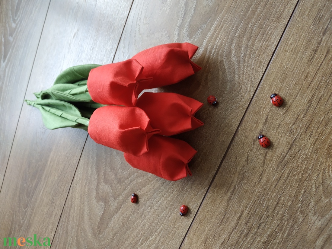 Piros tulipánok katicával (5db/szett) - otthon & életmód - dekoráció - asztal és polc dekoráció - asztaldísz - Meska.hu Piros tulipánok katicával (5db/szett) - otthon & életmód - dekoráció - asztal és polc dekoráció - asztaldísz - Meska.hu