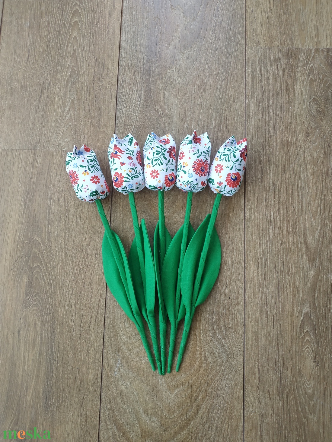 Népi mintás tulipánok (5db/szett) - otthon & lakás - dekoráció - asztal és polc dekoráció - asztaldísz - Meska.hu