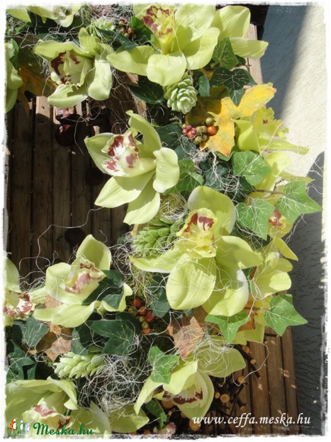 Görög kegyeleti koszorú, zöld orchideával 50 cm  -  - Meska.hu