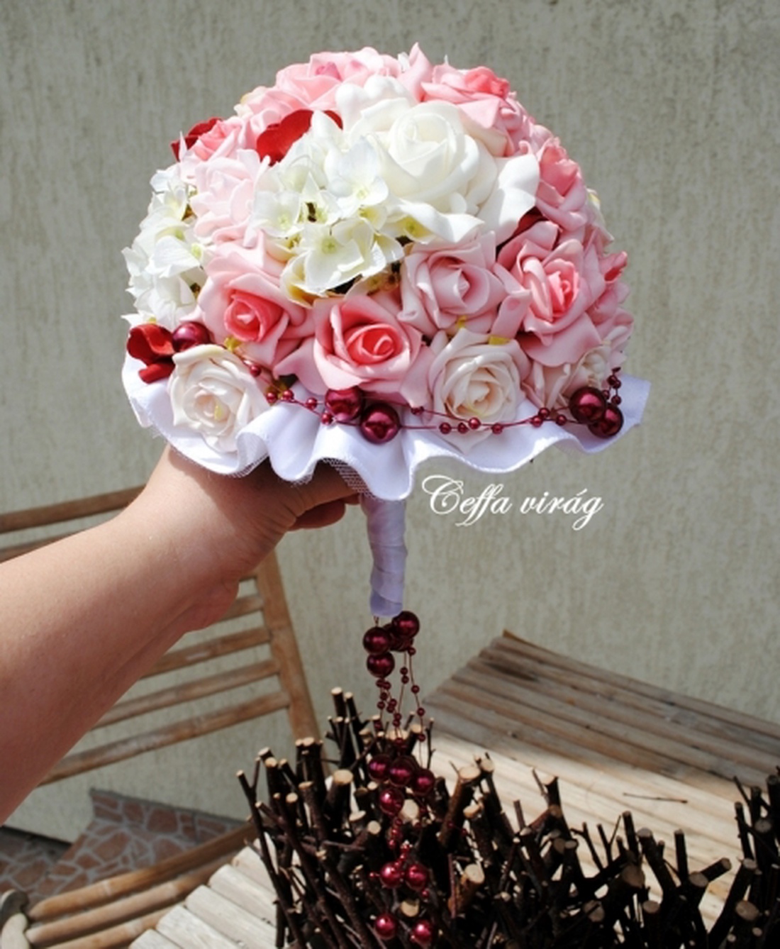 RENDELHETŐ!!!    Cherry Cream menyasszonyi körcsokor -  - Meska.hu
