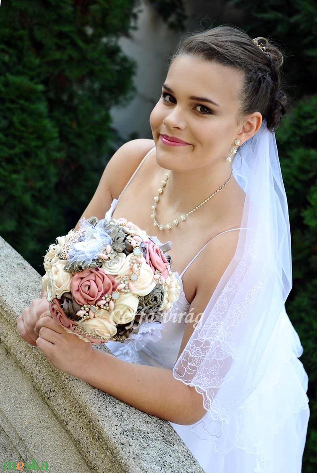 Baronesse Ceffa ékszer csokor - esküvő - menyasszonyi- és dobócsokor - Meska.hu Baronesse Ceffa ékszer csokor - esküvő - menyasszonyi- és dobócsokor - Meska.hu
