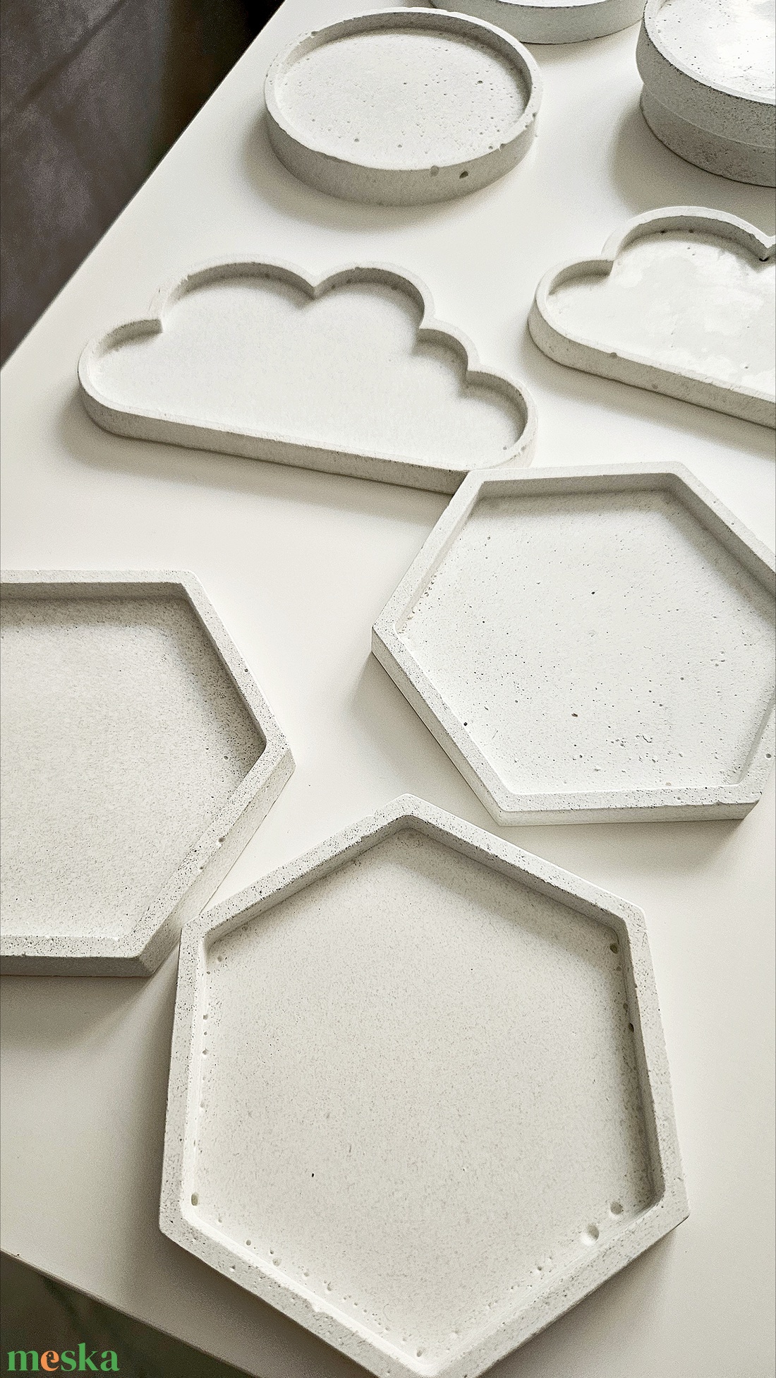 Beton hatszög és kör tálca - otthon & életmód - konyhafelszerelés, tálalás - tálalás - tálca - Meska.hu Beton hatszög és kör tálca - otthon & életmód - konyhafelszerelés, tálalás - tálalás - tálca - Meska.hu