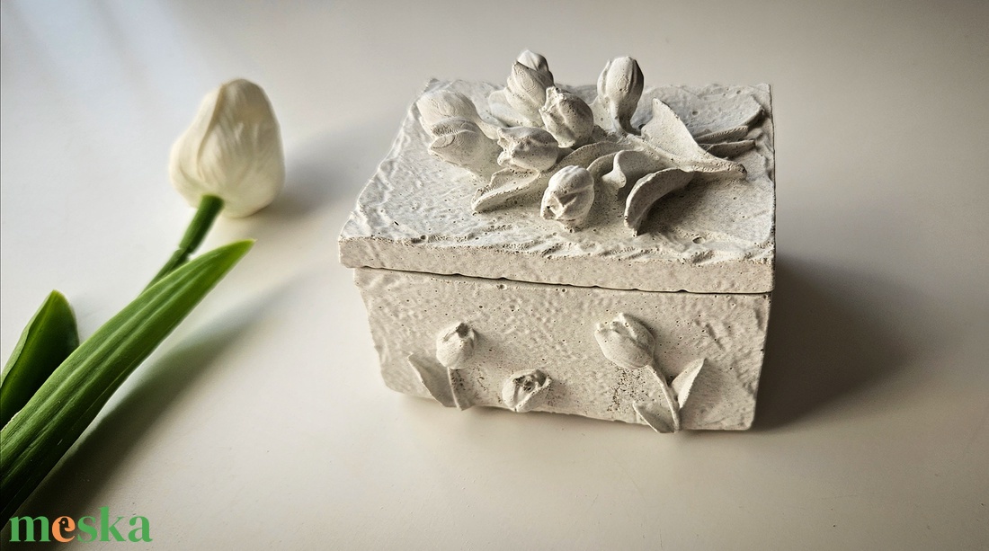 Tulipános ékszertartó  - ékszer - ékszertartó - ékszerdoboz - Meska.hu