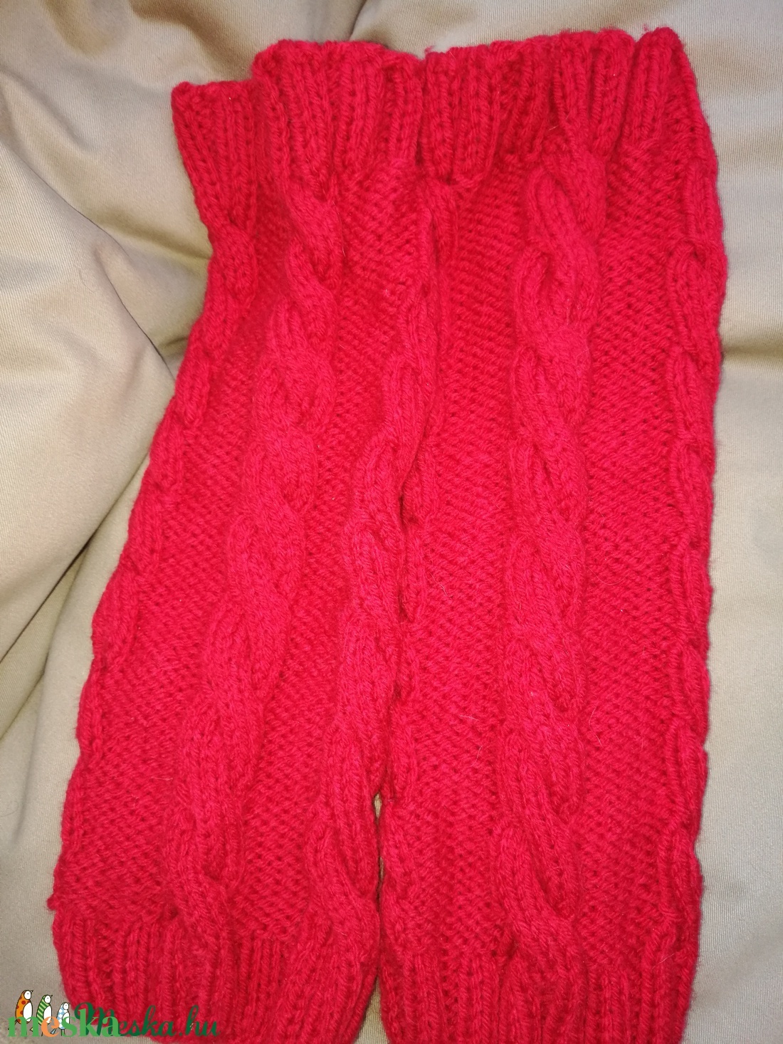 Piros csavart mintás kézi kötésű pamut lábszármelegítő eladó - ruha & divat - cipő & papucs - lábszármelegítő - Meska.hu