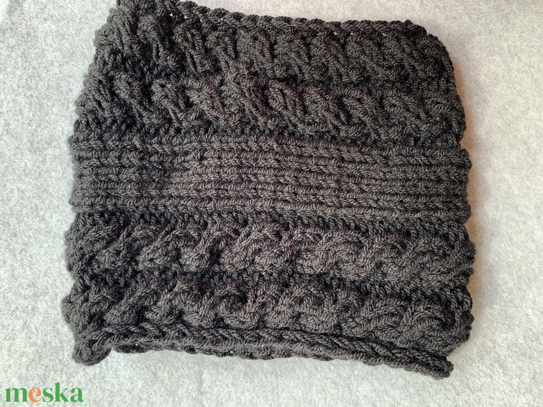 Sál Fekete  körsál, kézi kötésű csavart mintás eladó - ruha & divat - sál, sapka, kendő - sál - Meska.hu