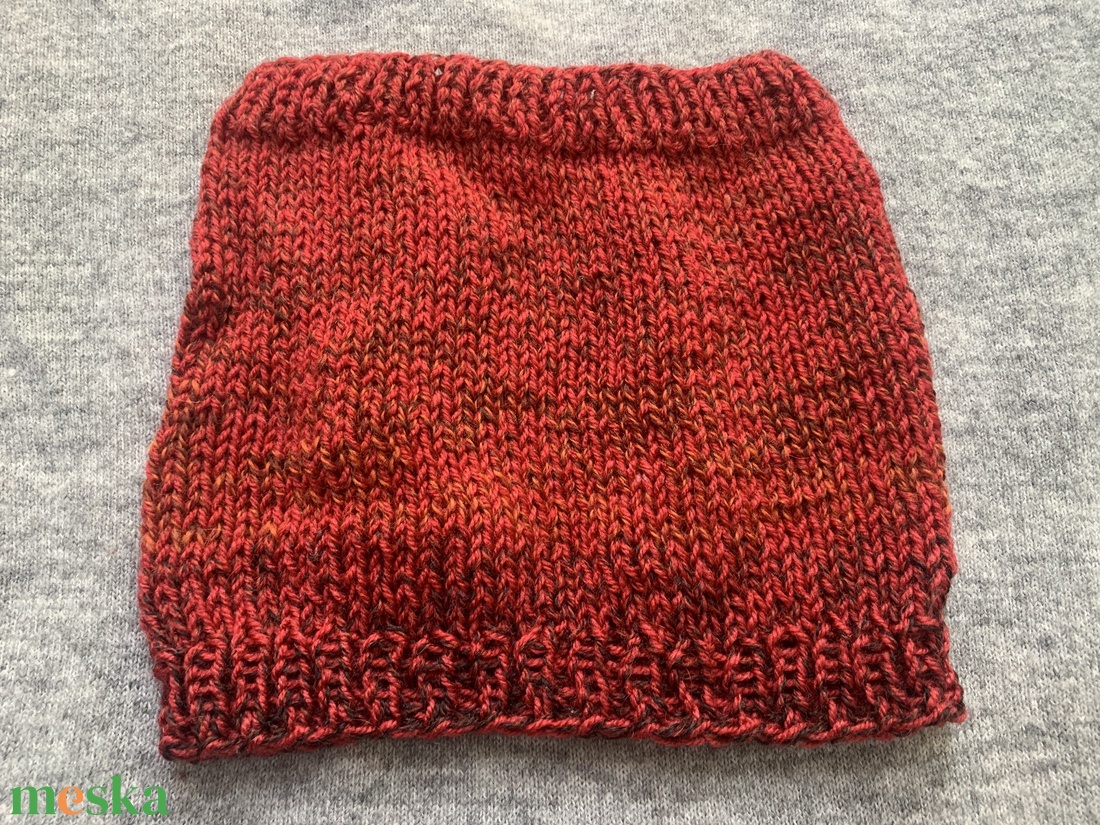 Sál Rozsda vörös melíros  körsál, kézi kötésű őszi erdő színeiben pompázó sál eladó - ruha & divat - sál, sapka, kendő - sál - Meska.hu