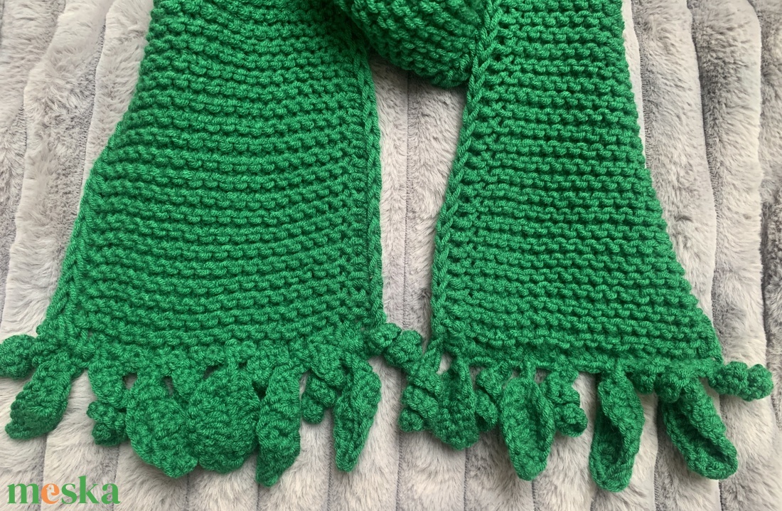 Sál. Kézi kötésű fű zöld női sál  eladó - ruha & divat - sál, sapka, kendő - sál - Meska.hu