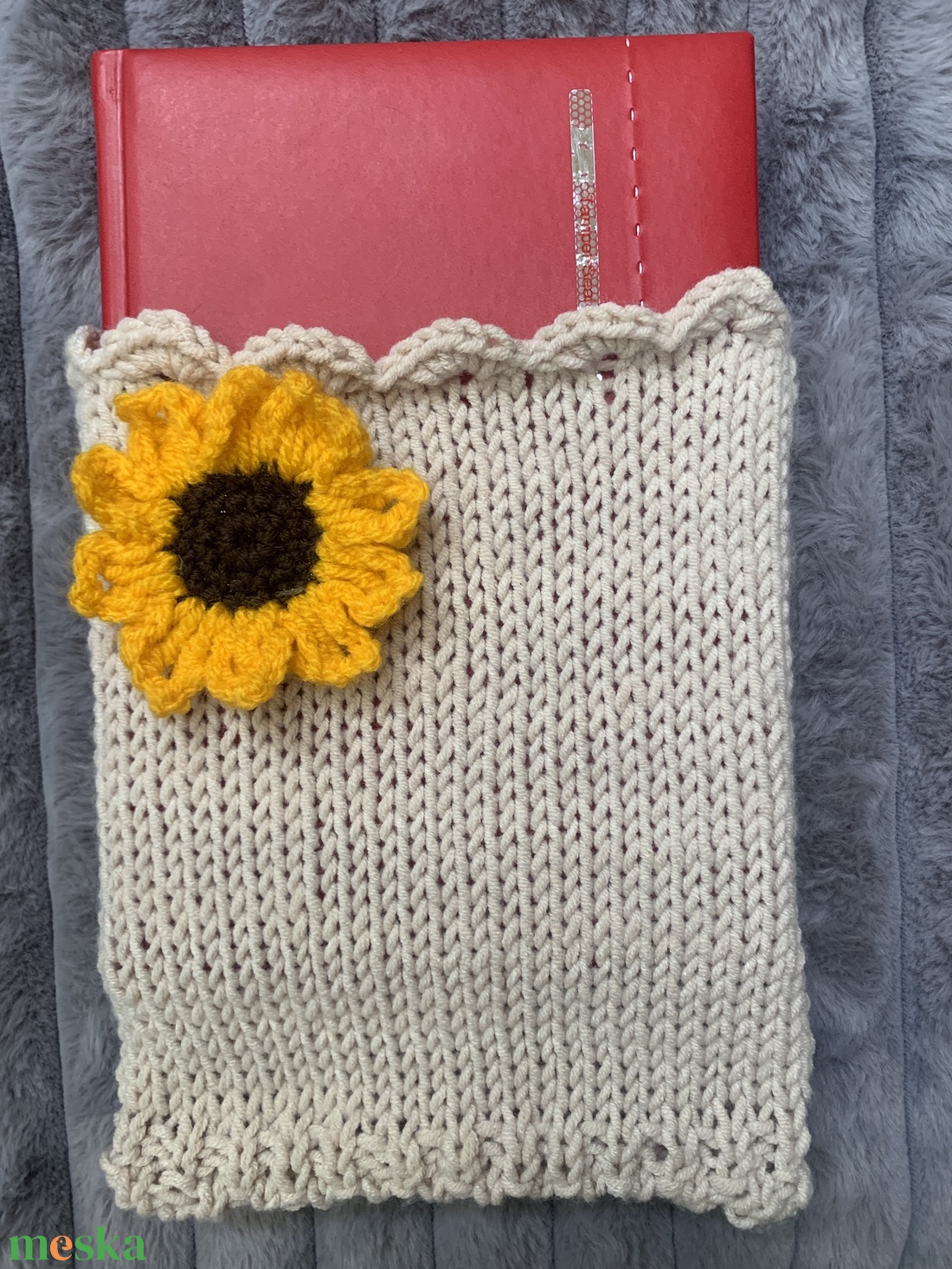 Könyv zsák beige  színű Könyvborító napraforgóval díszítve - könyv & zene - könyvtok - Meska.hu