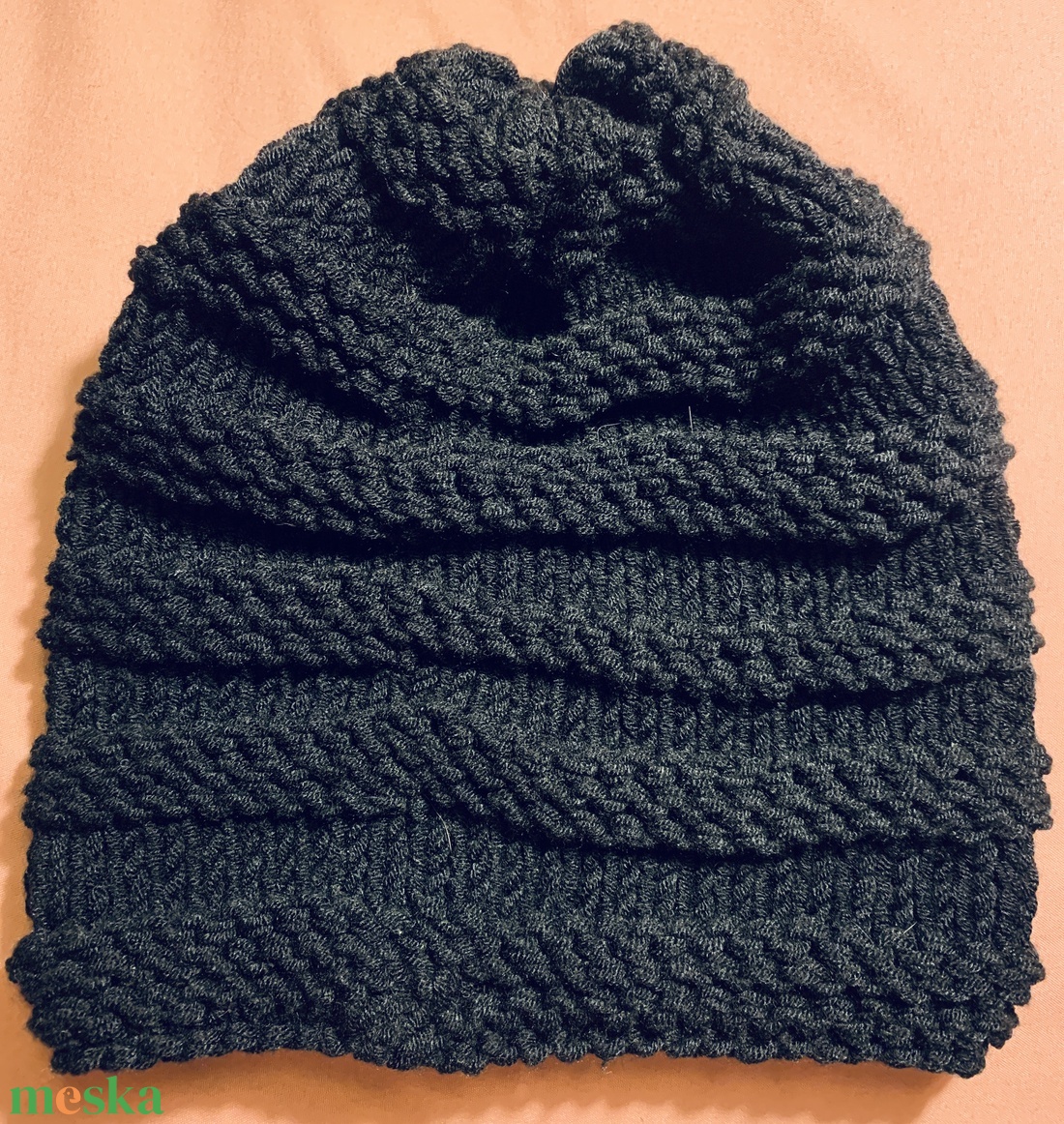 Sapka. Kézi kötésű fekete színűs slouchy fazonú női sapka eladó - ruha & divat - sál, sapka, kendő - sapka - Meska.hu