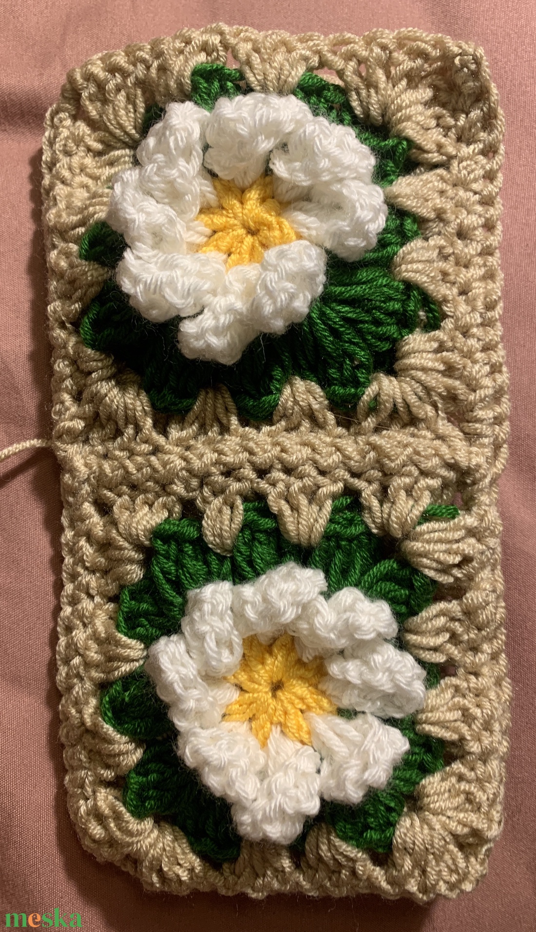 Szemüveg tok, mobil tok, ezsz tartó horholt fehér  virággal eladó  - táska & tok - pénztárca & más tok - szemüvegtok - Meska.hu