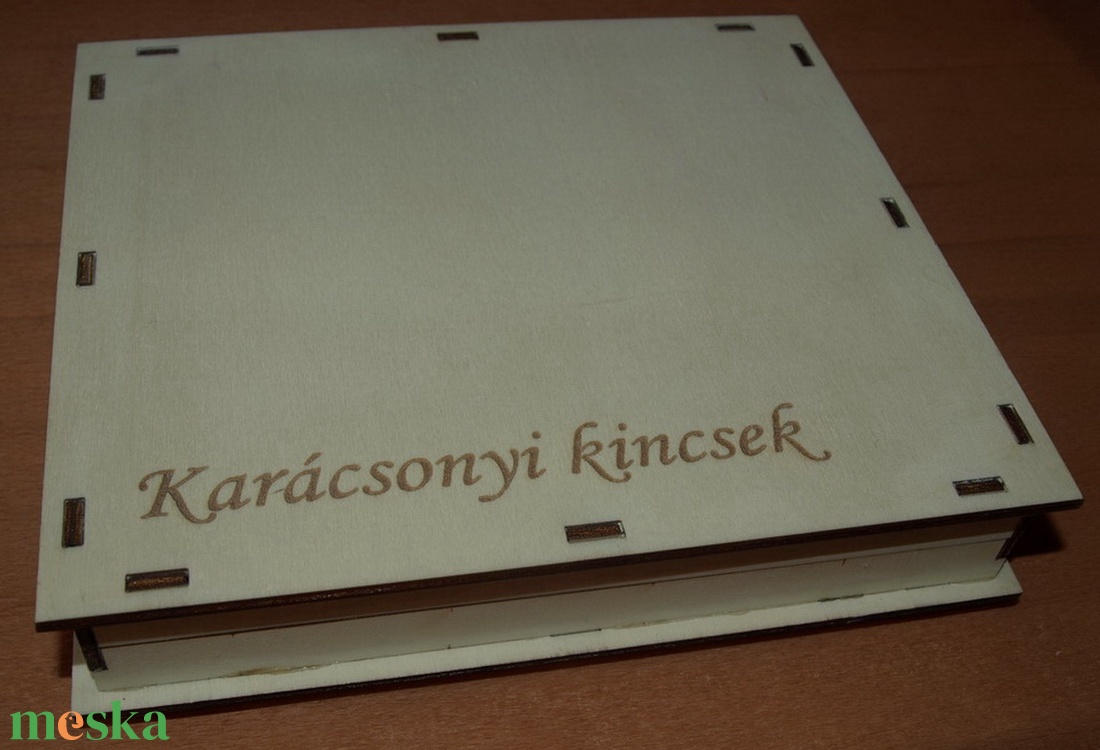 Karácsonyi díszek karácsonyfadísz fa díszdobozban 12 db dísz - karácsony - karácsonyi lakásdekoráció - karácsonyfadíszek - Meska.hu Karácsonyi díszek karácsonyfadísz fa díszdobozban 12 db dísz - karácsony - karácsonyi lakásdekoráció - karácsonyfadíszek - Meska.hu