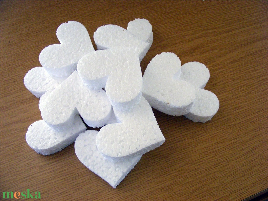 Hungarocell szívek 6x6.5cm - kellékek & szerszámok - méteráru - dekorációs alapanyag - Meska.hu Hungarocell szívek 6x6.5cm - kellékek & szerszámok - méteráru - dekorációs alapanyag - Meska.hu