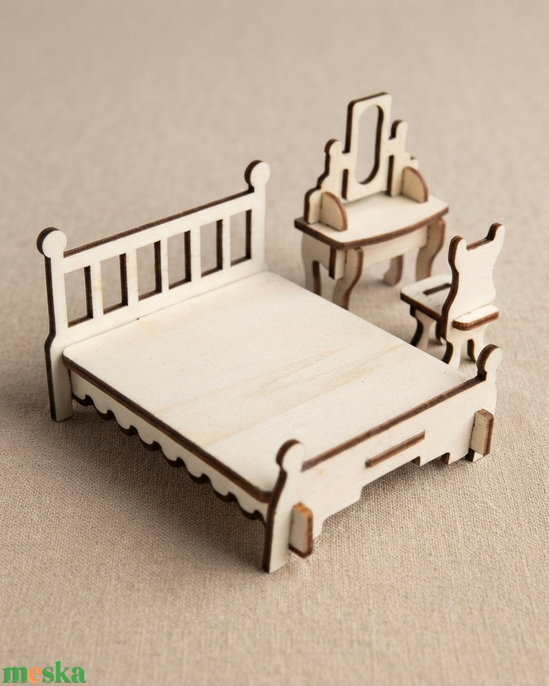 Bababútorok - ágy fésülködőasztallal székkel - játék & sport - baba & babaház - játékbaba, babakellék - Meska.hu