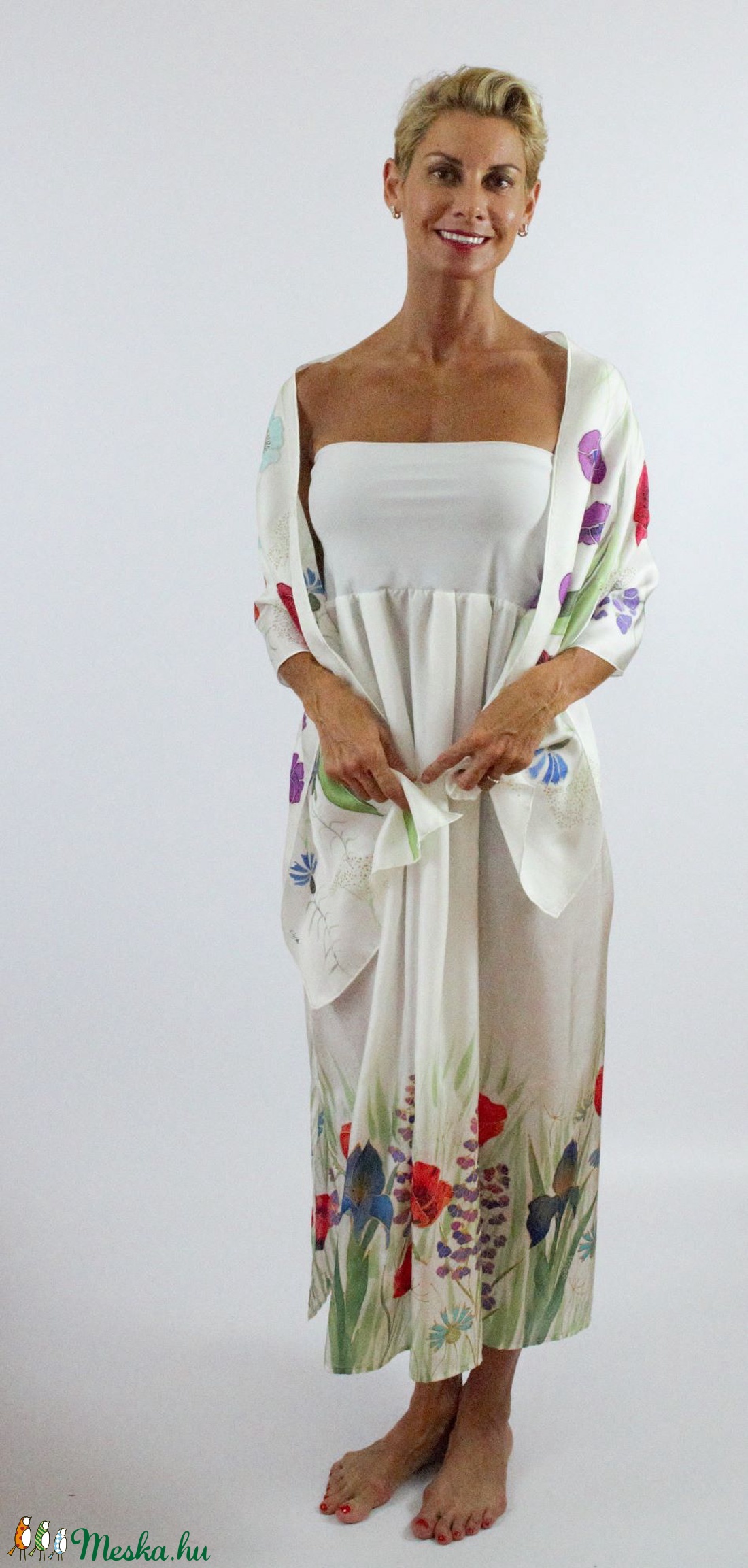 SELYEM RUHA VAGY SZOKNYA  FEHÉR MEZEI VIRÁGOKKAL - ruha & divat - női ruha - alkalmi ruha & estélyi ruha - Meska.hu
