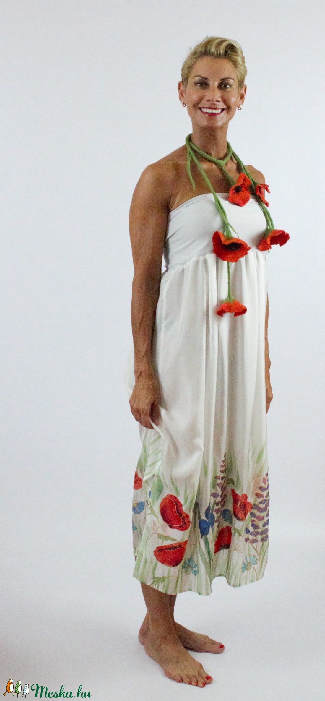 SELYEM RUHA VAGY SZOKNYA  FEHÉR MEZEI VIRÁGOKKAL - ruha & divat - női ruha - alkalmi ruha & estélyi ruha - Meska.hu