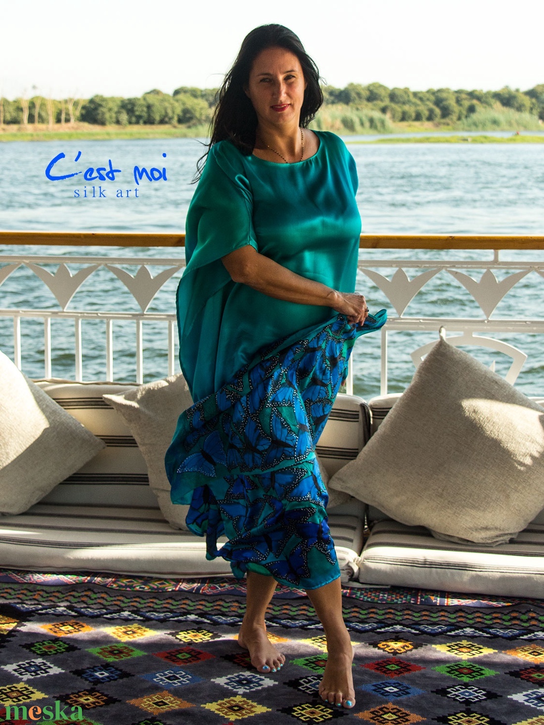 SELYEM SZATÉN türkiz ruha kék pillangókkal  - ruha & divat - női ruha - alkalmi ruha & estélyi ruha - Meska.hu