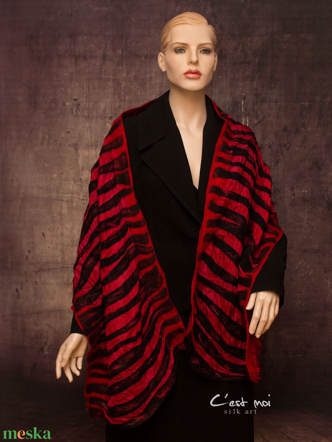 selyemre nemezelt piros  fekete stóla   - ruha & divat - sál, sapka, kendő - sál - Meska.hu