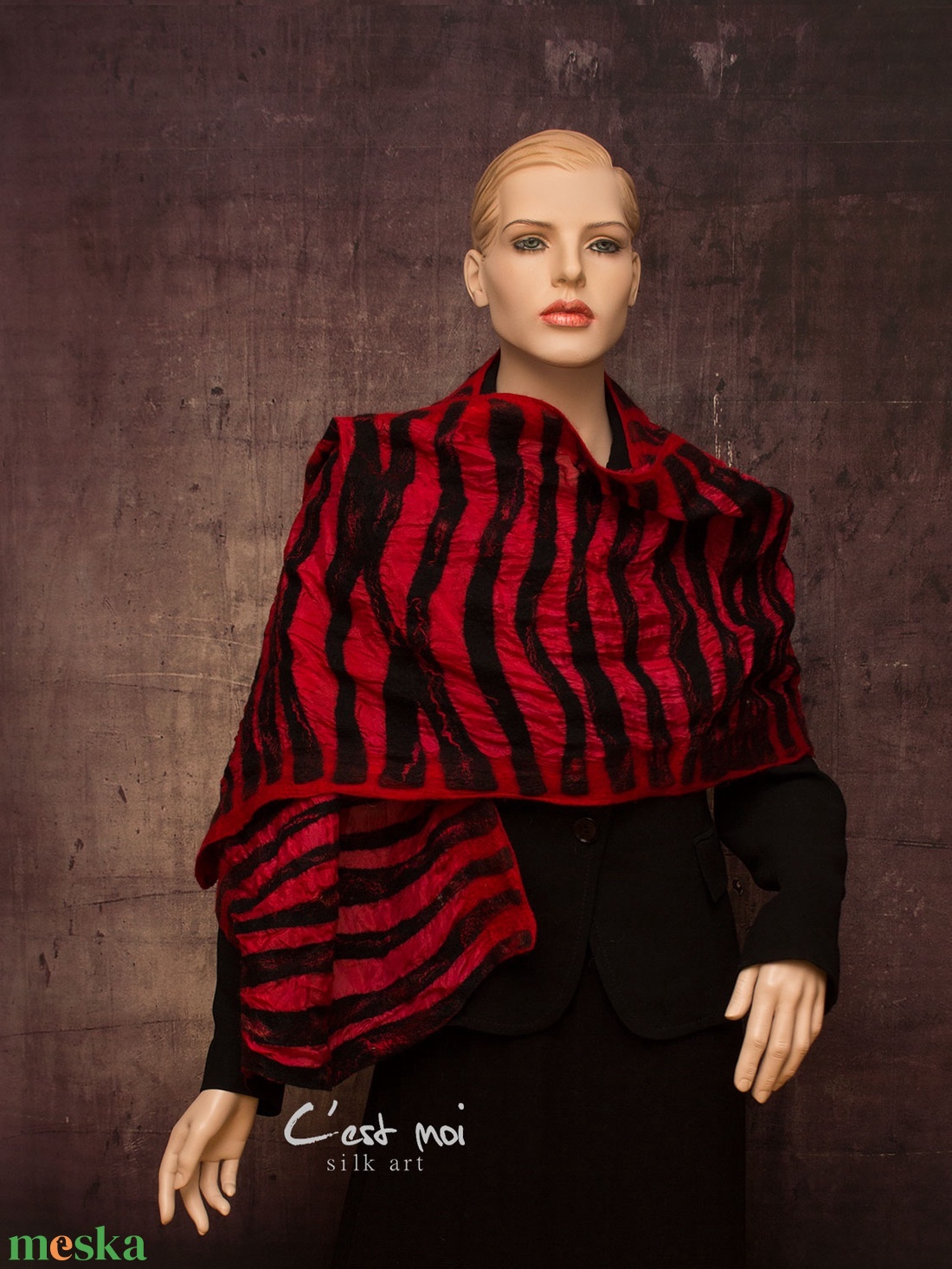 selyemre nemezelt piros  fekete stóla   - ruha & divat - sál, sapka, kendő - sál - Meska.hu