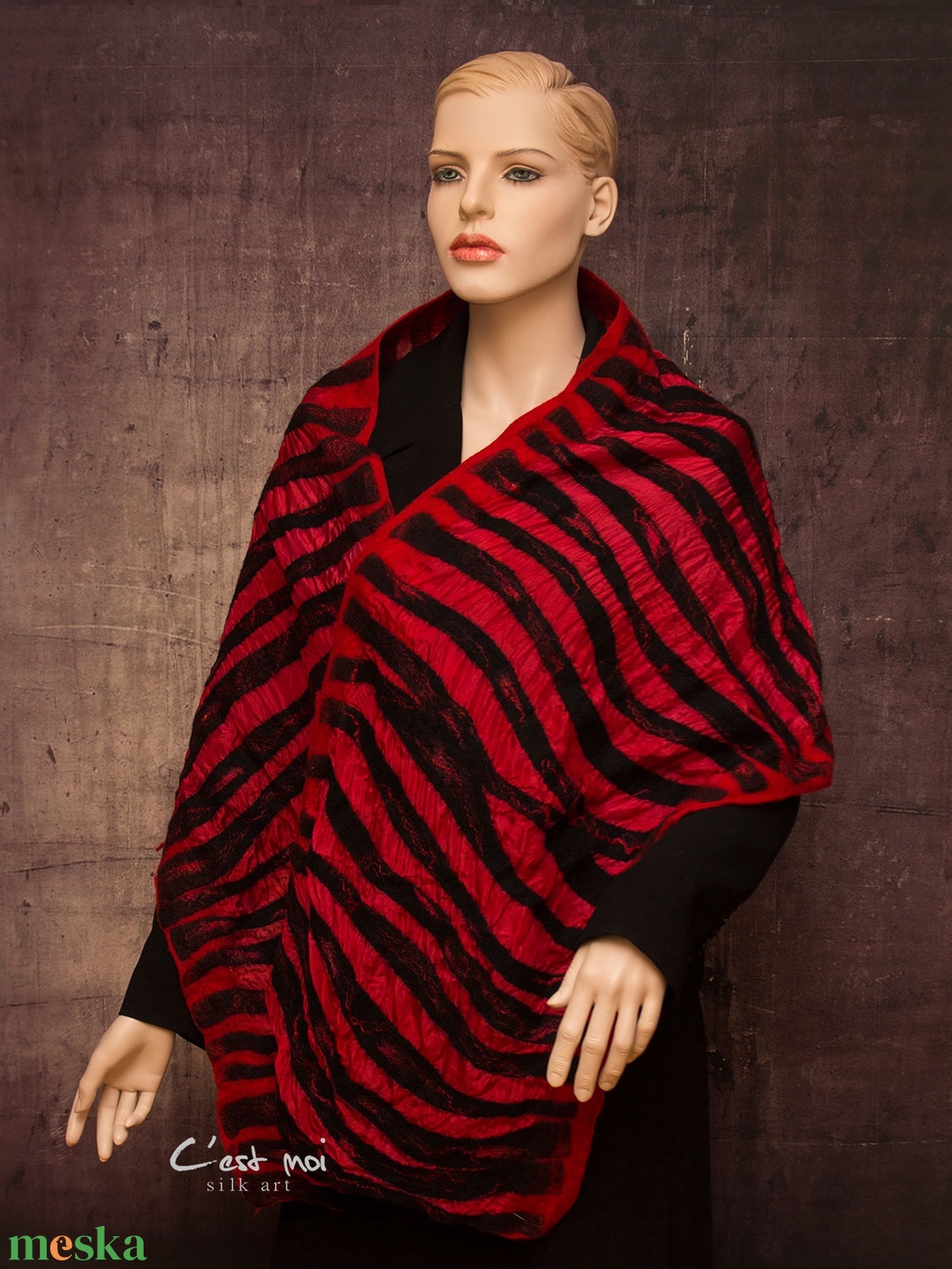 selyemre nemezelt piros  fekete stóla   - ruha & divat - sál, sapka, kendő - sál - Meska.hu