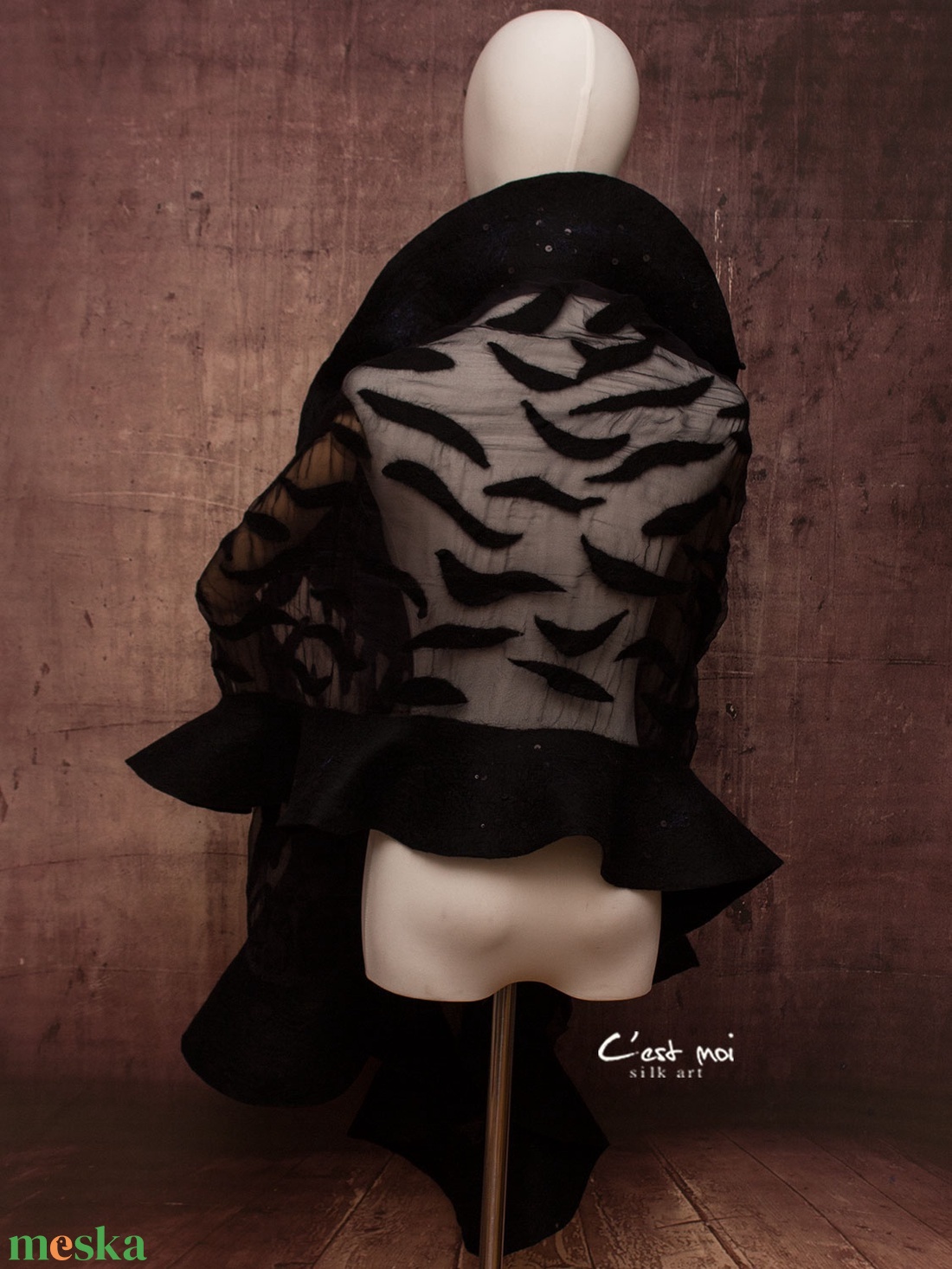 Fekete selyemre muszlinra nemezelt gyapjú stóla ,különleges  alkalomra - ruha & divat - sál, sapka, kendő - sál - Meska.hu