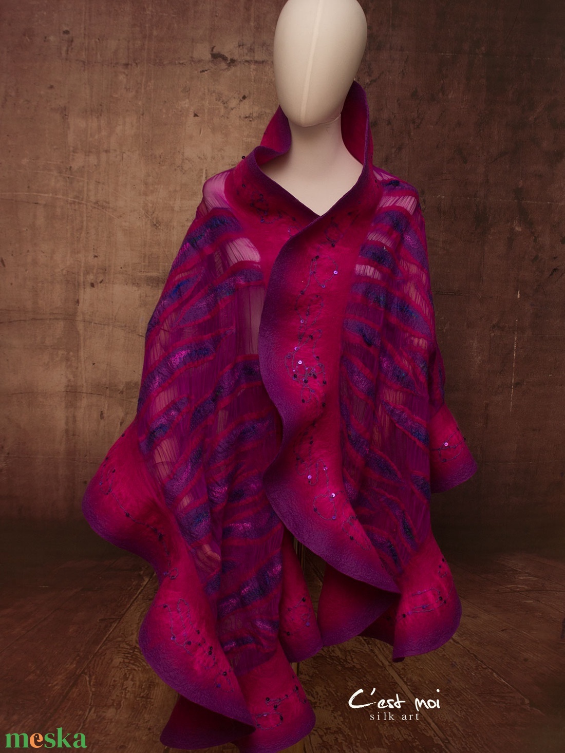 Fukszia  selyemre muszlinra nemezelt gyapjú stóla ,különleges  alkalomra - ruha & divat - sál, sapka, kendő - sál - Meska.hu