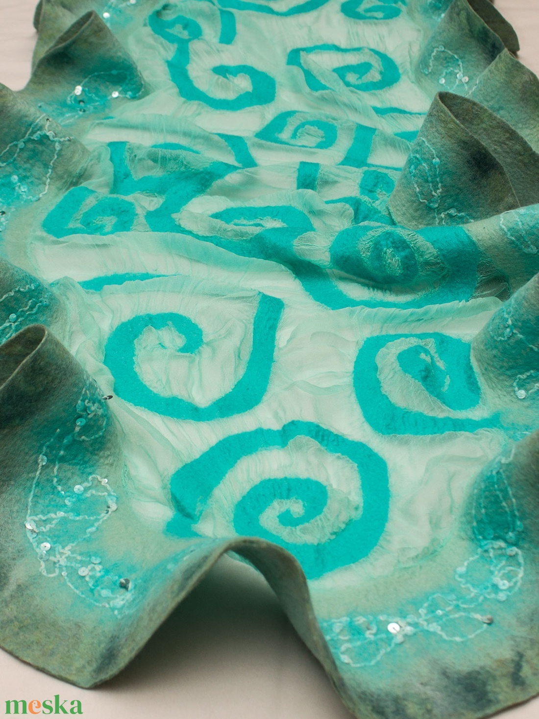 Türkiz  selyemre muszlinra nemezelt gyapjú stóla  ,különleges  alkalomra - ruha & divat - sál, sapka, kendő - sál - Meska.hu