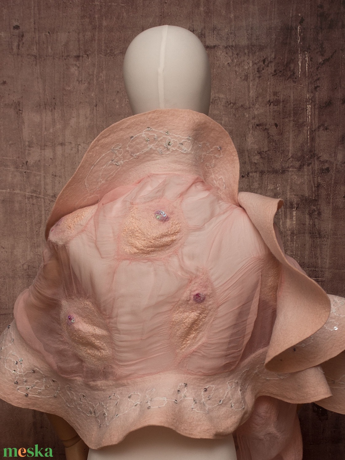 Rózsaszín selyemre muszlinra nemezelt gyapjú stóla ,különleges  alkalomra - ruha & divat - sál, sapka, kendő - sál - Meska.hu