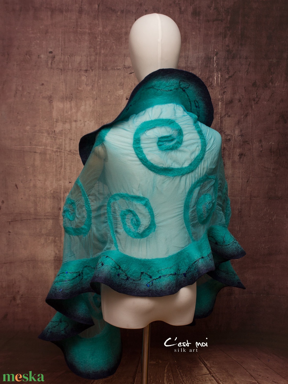 Kék selyemre muszlinra nemezelt gyapjú stóla ,különleges  alkalomra - ruha & divat - sál, sapka, kendő - sál - Meska.hu