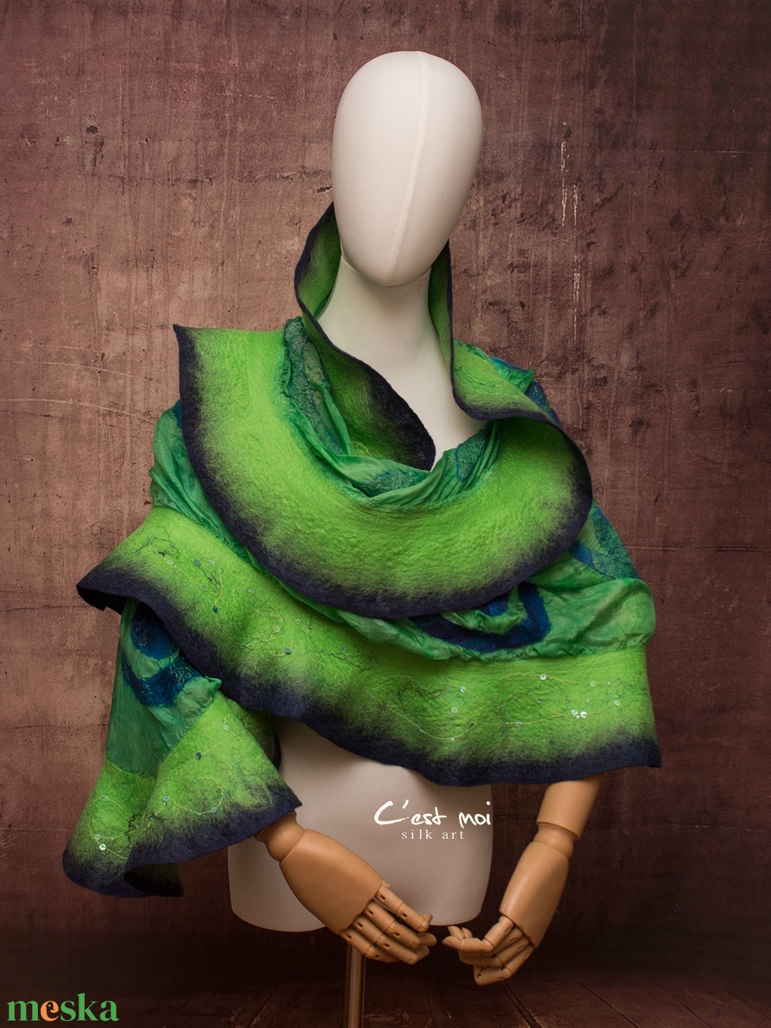 Zöld szitakötős  selyemre muszlinra nemezelt gyapjú stóla ,különleges  alkalomra - ruha & divat - sál, sapka, kendő - sál - Meska.hu