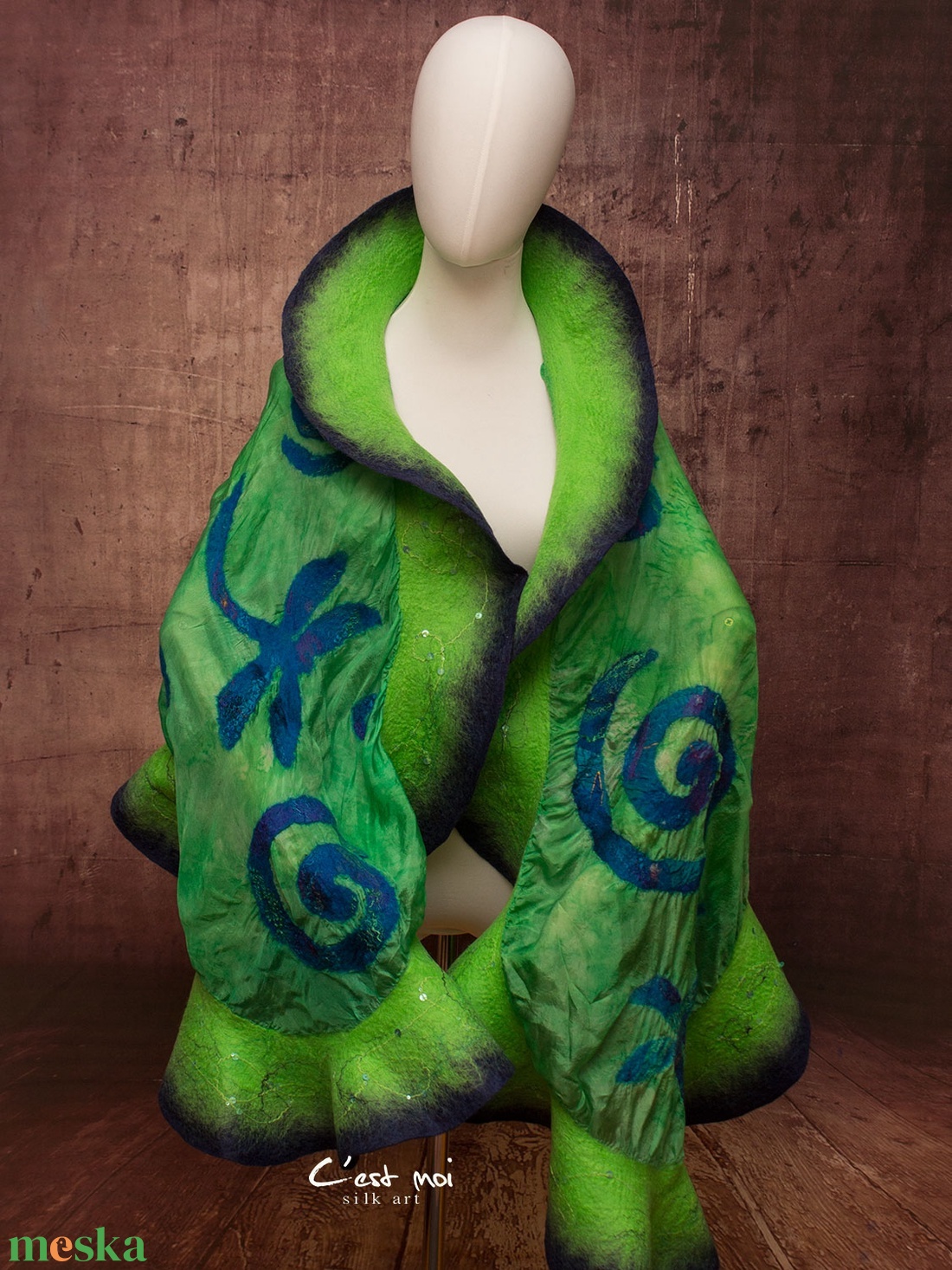 Zöld szitakötős  selyemre muszlinra nemezelt gyapjú stóla ,különleges  alkalomra - ruha & divat - sál, sapka, kendő - sál - Meska.hu