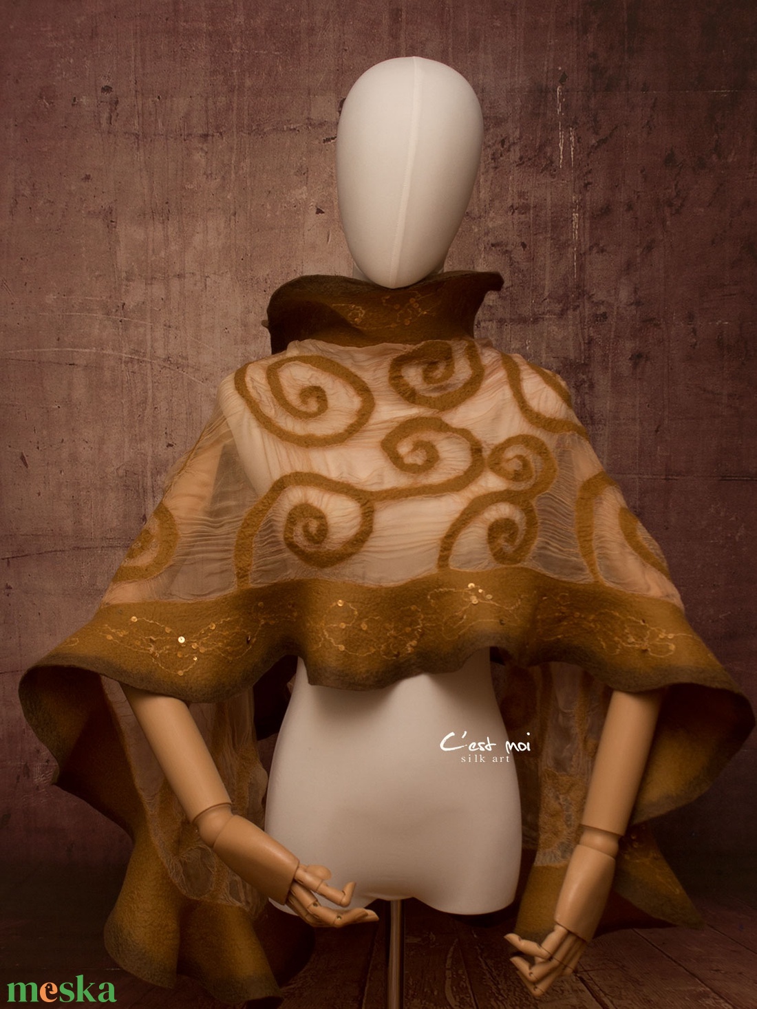 Bézs  selyemre muszlinra nemezelt gyapjú stóla  ,különleges  alkalomra - ruha & divat - sál, sapka, kendő - sál - Meska.hu