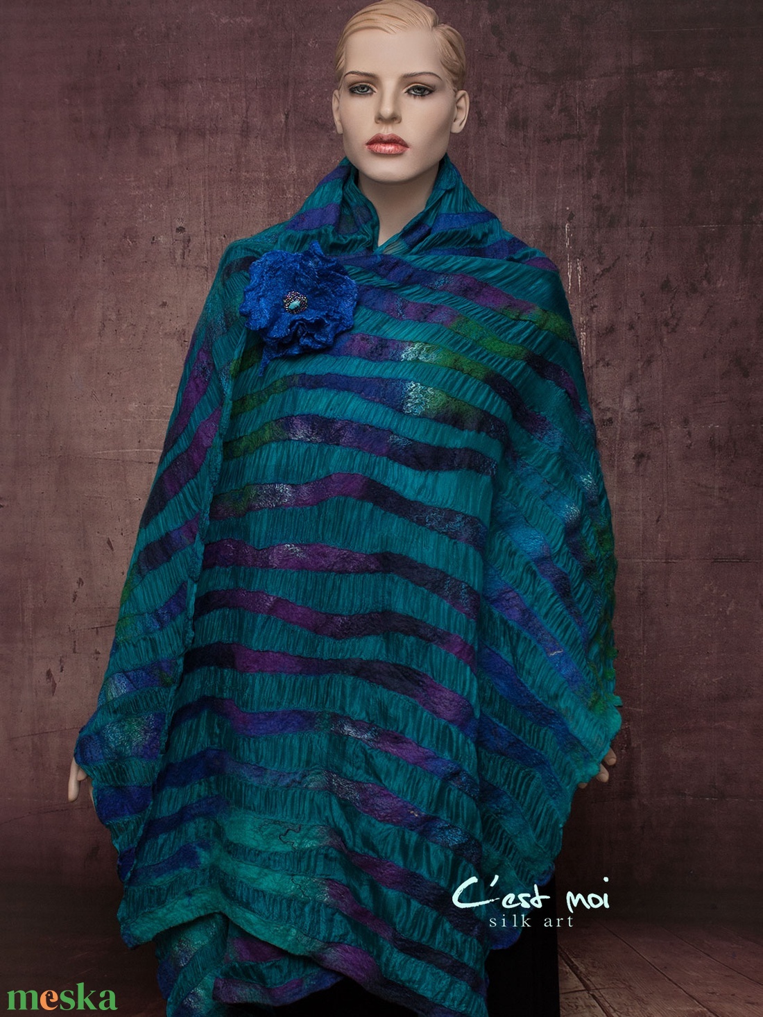 kék csíkos selyemre nemezelt gyapjú stóla esküvőre , alkalomra - ruha & divat - sál, sapka, kendő - sál - Meska.hu