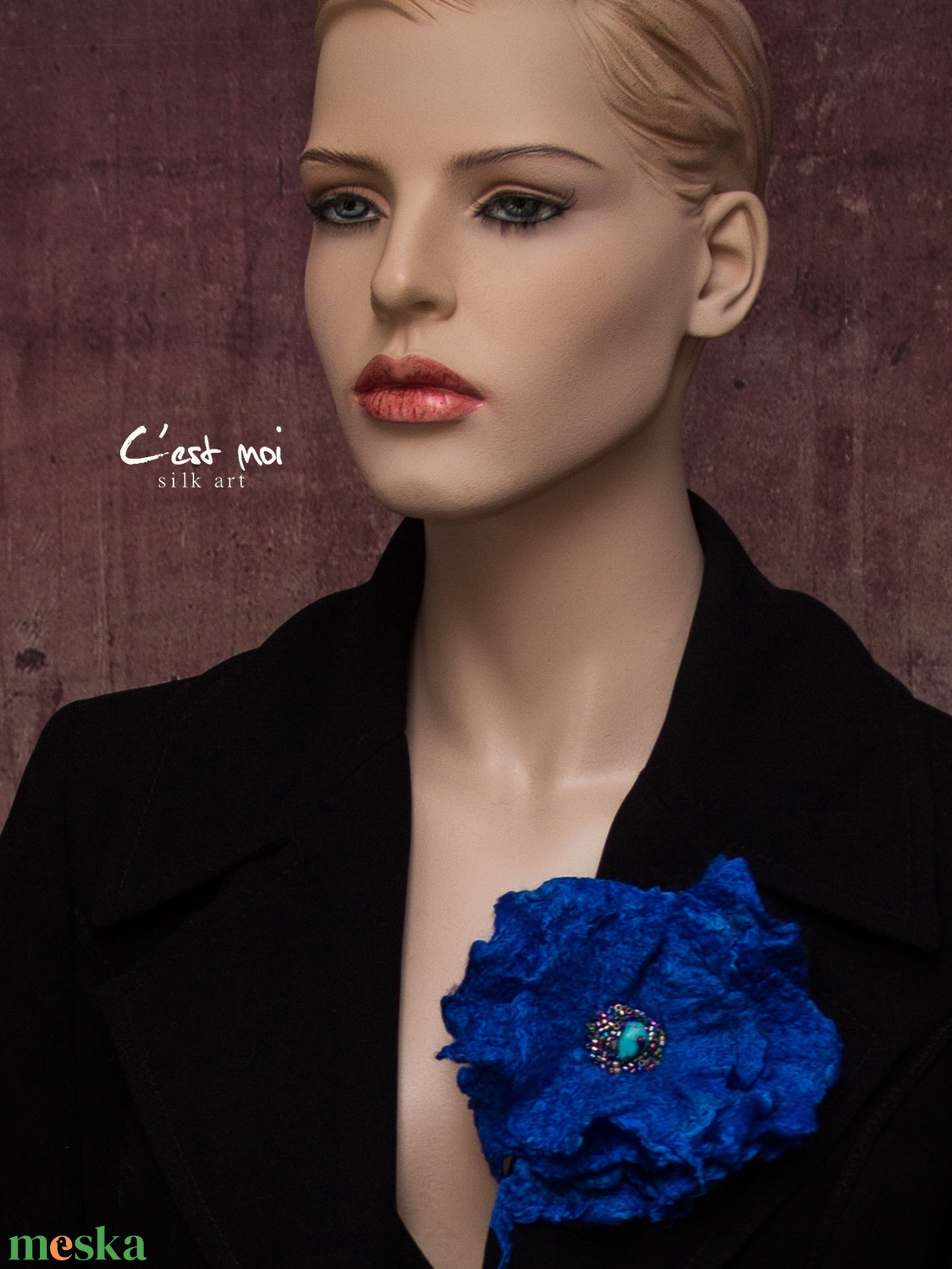 Virág selyemre nemezelt  gyapjú virág kitűző, bross - ékszer - kitűző és bross - Meska.hu