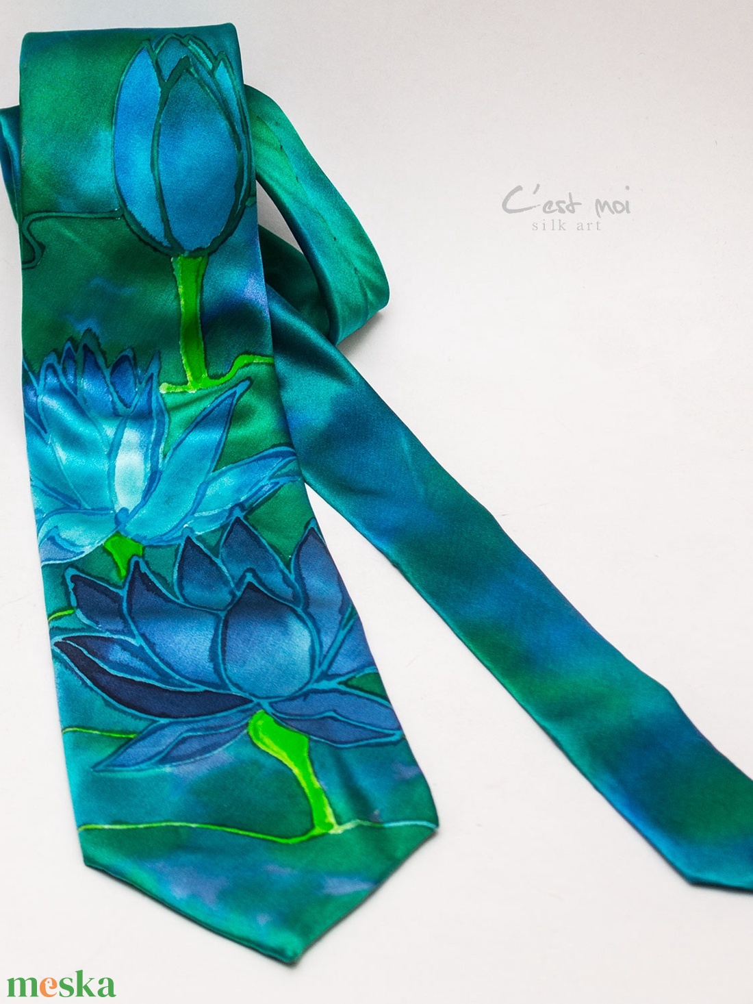 Kék  lótuszos kézzel festett selyem nyakkendő  - ruha & divat - férfi ruha - nyakkendő - Meska.hu