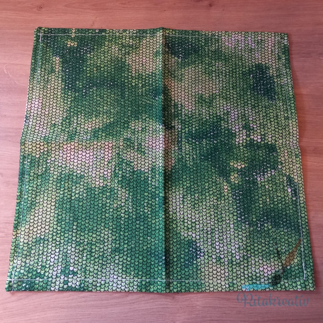 Kígyóbőr textilszalvéta / textilzsebkendő - otthon & életmód - konyhafelszerelés, tálalás - konyhai textil - szalvéta - Meska.hu