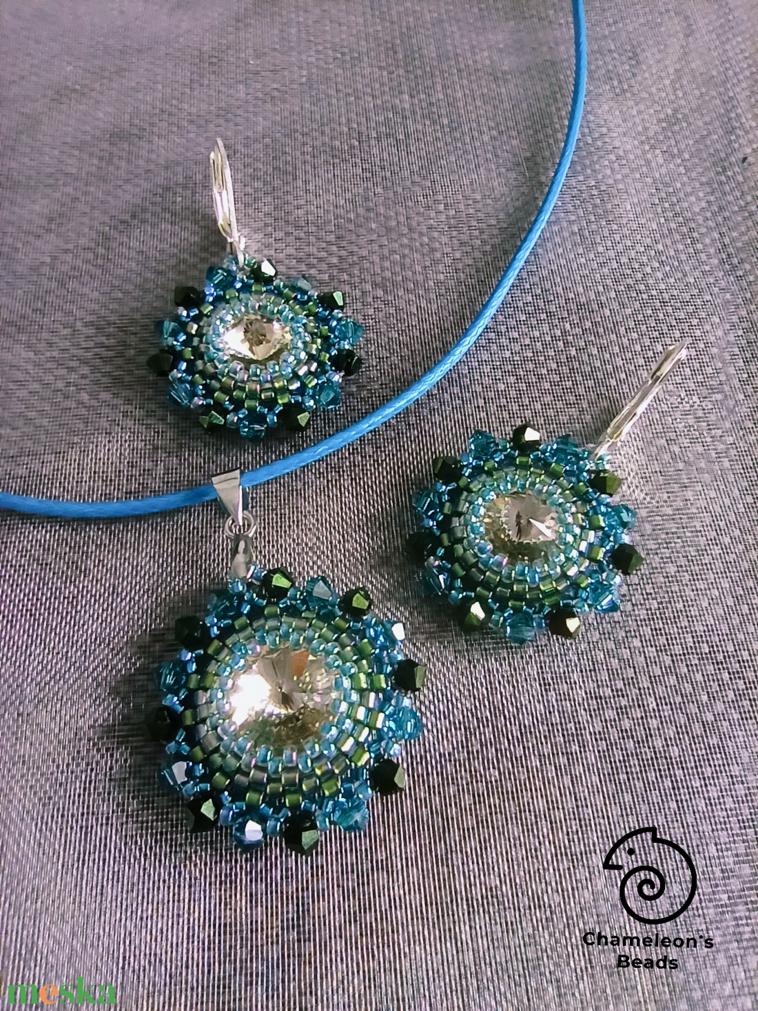 Sky blue and Green Mandala fülbevaló és nyaklánc - ékszer - ékszerszett - Meska.hu Sky blue and Green Mandala fülbevaló és nyaklánc - ékszer - ékszerszett - Meska.hu