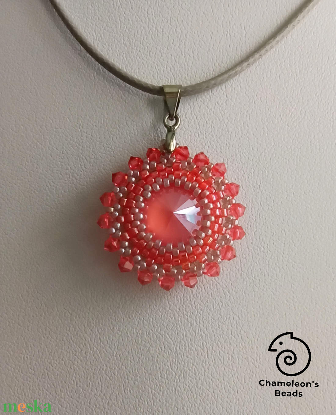 Coral and Grey Mandala fülbevaló és nyaklánc - ékszer - ékszerszett - Meska.hu Coral and Grey Mandala fülbevaló és nyaklánc - ékszer - ékszerszett - Meska.hu