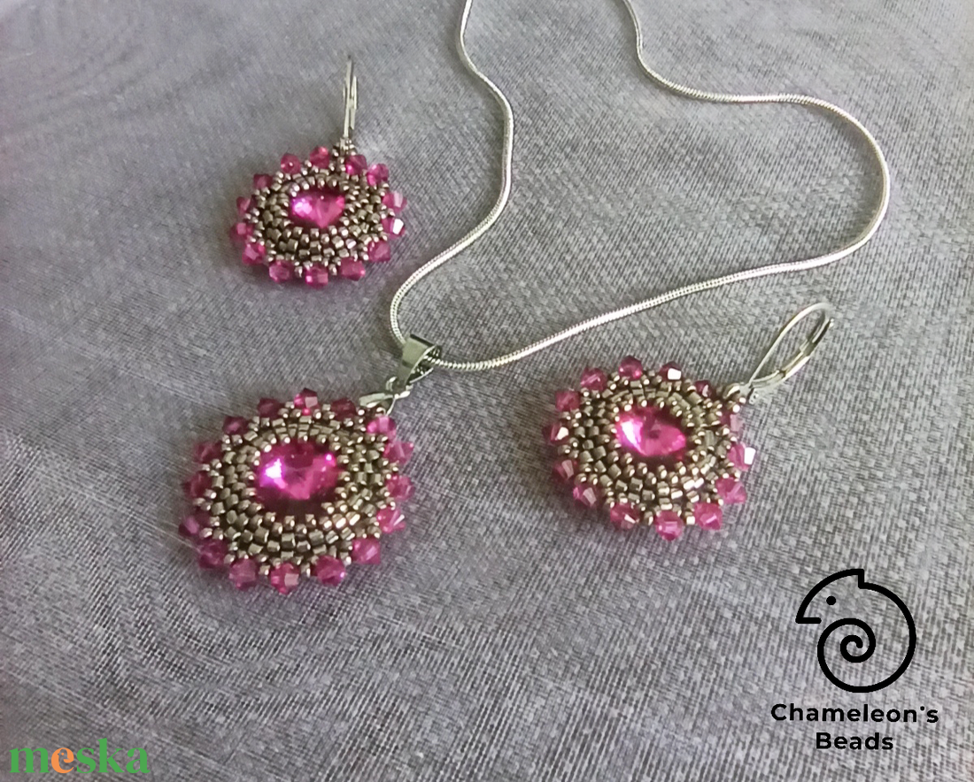 Steel Fuchsia Mandala fülbevaló és nyaklánc - ékszer - ékszerszett - Meska.hu Steel Fuchsia Mandala fülbevaló és nyaklánc - ékszer - ékszerszett - Meska.hu