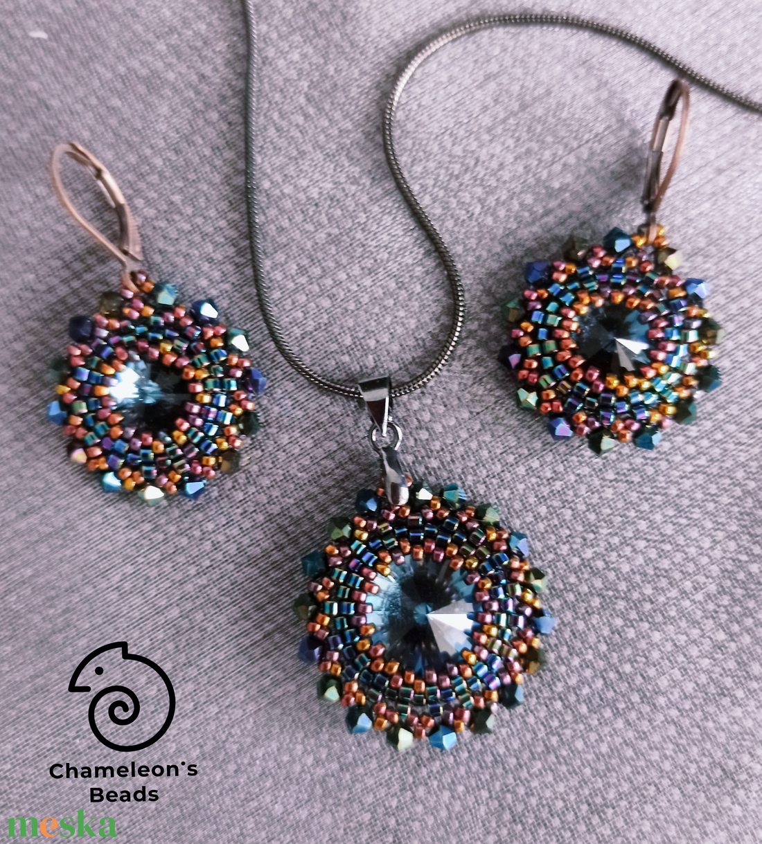 Dark Blue and Olive Mandala fülbevaló és nyaklánc - ékszer - ékszerszett - Meska.hu Dark Blue and Olive Mandala fülbevaló és nyaklánc - ékszer - ékszerszett - Meska.hu