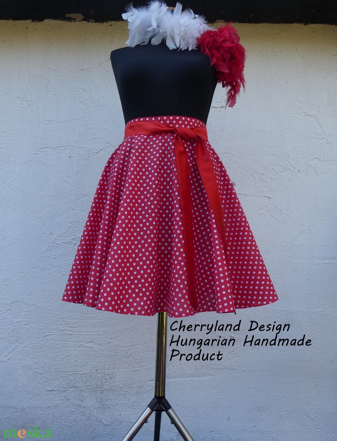 Piros alapon fehér Pöttyös Rockabilly szoknya. - ruha & divat - női ruha - szoknya - Meska.hu Piros alapon fehér Pöttyös Rockabilly szoknya. - ruha & divat - női ruha - szoknya - Meska.hu