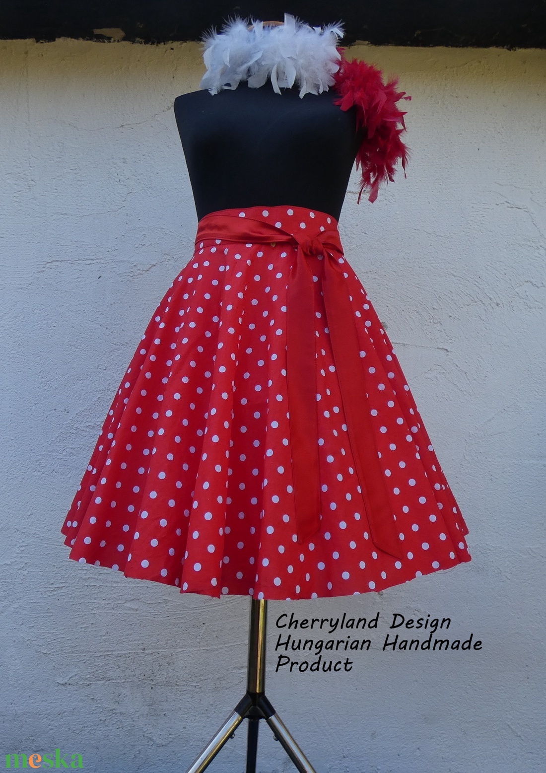 Cherryland Design Piros-Fehér pöttyös rockabilly szoknya./Alsószoknyával - ruha & divat - női ruha - szoknya - Meska.hu Cherryland Design Piros-Fehér pöttyös rockabilly szoknya./Alsószoknyával - ruha & divat - női ruha - szoknya - Meska.hu