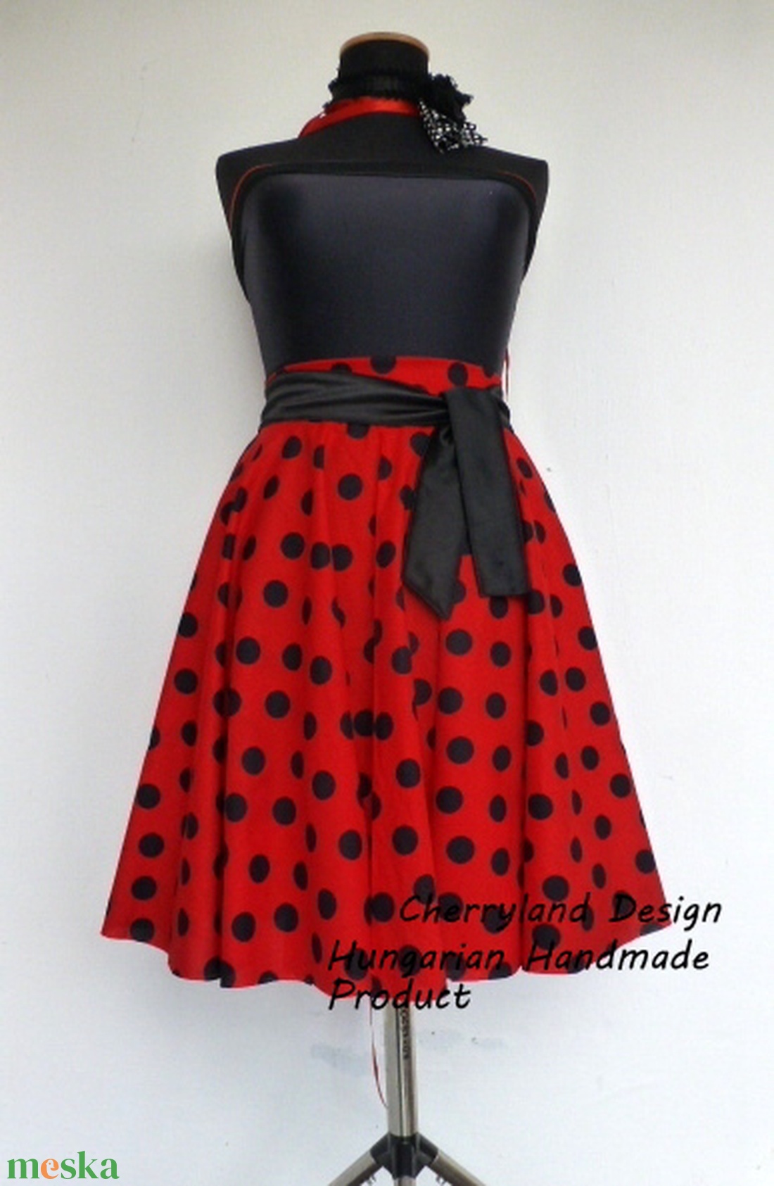 Cherryland Design Katica Piros alapon fekete Pöttyös Rockabilly szoknya. - ruha & divat - női ruha - szoknya - Meska.hu