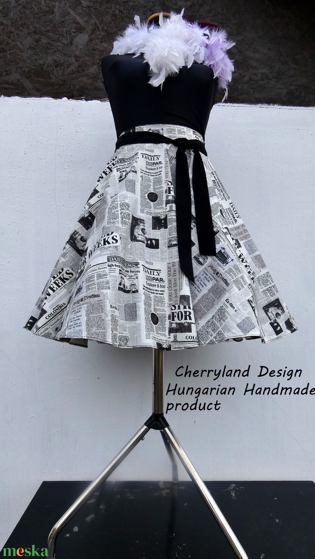 Cherryland Design Újságmintás  rockabilly stílusú szoknya  - ruha & divat - női ruha - szoknya - Meska.hu