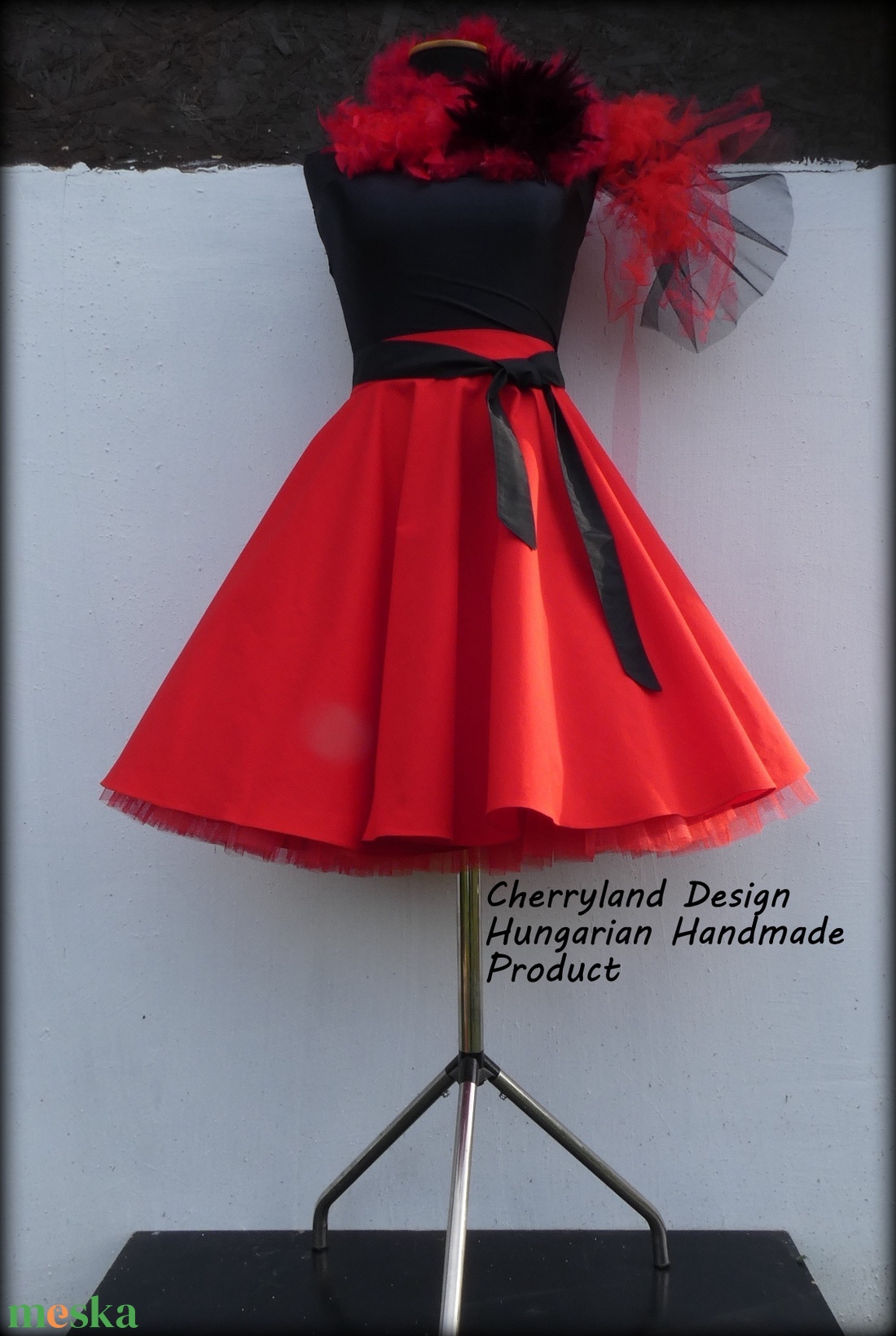 KÍVÁNSÁG SZOKNYA Rockabilly Pin Up stílusú pörgős szoknya - ruha & divat - női ruha - szoknya - Meska.hu KÍVÁNSÁG SZOKNYA Rockabilly Pin Up stílusú pörgős szoknya - ruha & divat - női ruha - szoknya - Meska.hu