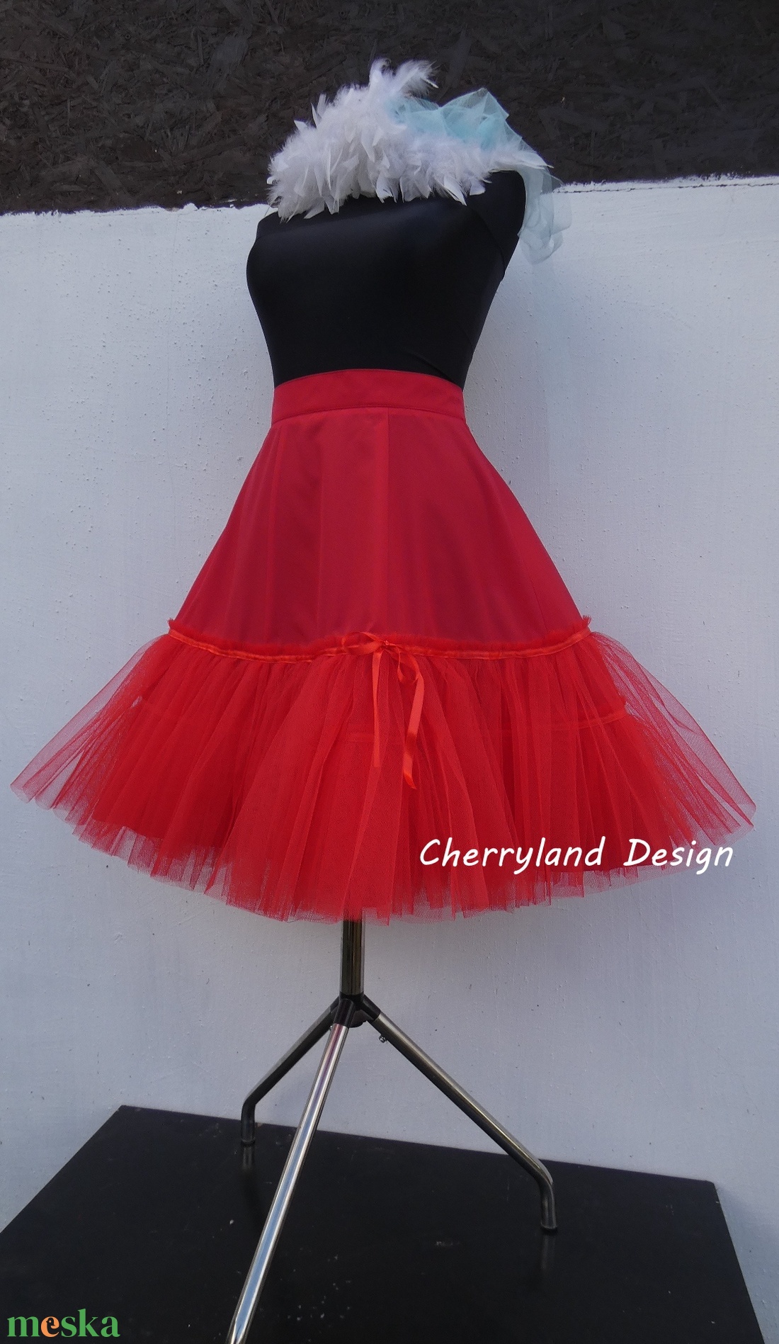 Cherryland Design Piros alsószoknya pörgős szoknyához, Rockabilly stílusú ruhához) - ruha & divat - női ruha - szoknya - Meska.hu Cherryland Design Piros alsószoknya pörgős szoknyához, Rockabilly stílusú ruhához) - ruha & divat - női ruha - szoknya - Meska.hu