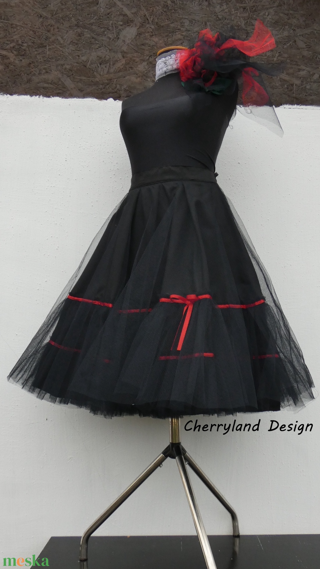 KÍVÁNSÁG ALSÓSZOKNYA Rockabilly Pin Up stílusú pörgős szoknyához - ruha & divat - női ruha - szoknya - Meska.hu KÍVÁNSÁG ALSÓSZOKNYA Rockabilly Pin Up stílusú pörgős szoknyához - ruha & divat - női ruha - szoknya - Meska.hu