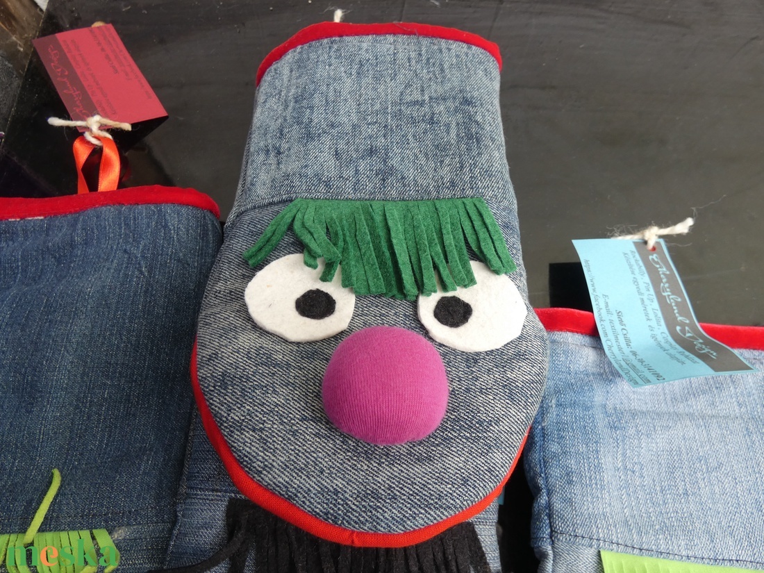 Figurális Edényfogó Kesztyű - otthon & életmód - konyhafelszerelés, tálalás - konyhai textil - edényfogó & edényfedő - Meska.hu Figurális Edényfogó Kesztyű - otthon & életmód - konyhafelszerelés, tálalás - konyhai textil - edényfogó & edényfedő - Meska.hu