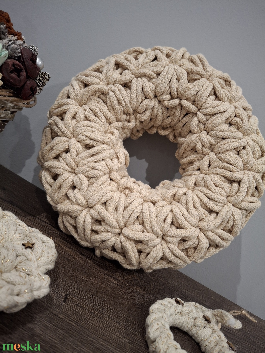 Horgolt koszorú, ajtódísz alap - karácsony - adventi díszek - adventi koszorú - Meska.hu